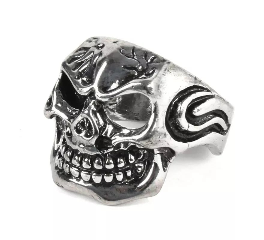 Translation missing: es.Anillo de Calavera de metal