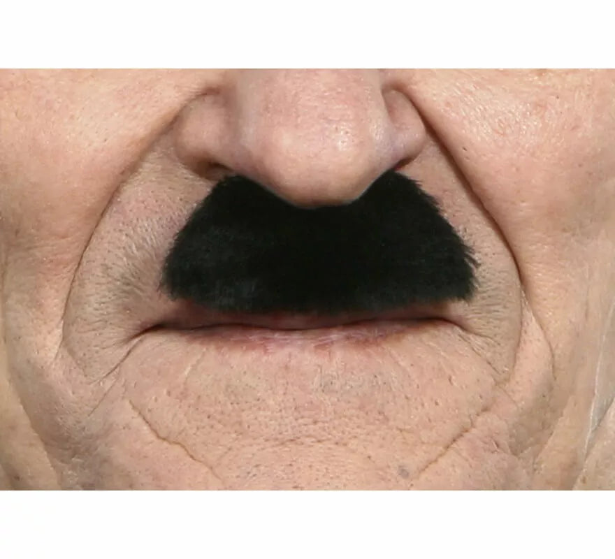 Bigote de Charlot negro