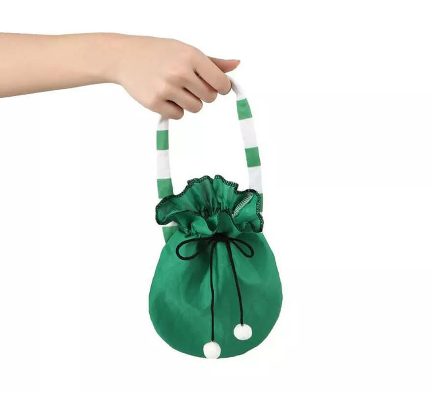 Translation missing: es.Bolso verde con borlas