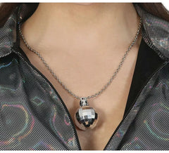 Collar de Bola de Discoteca de los años 70