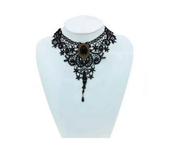 Collar Gótico Encaje negro cascada