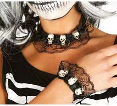 Conjunto de gargantilla y pulsera de Calaveras