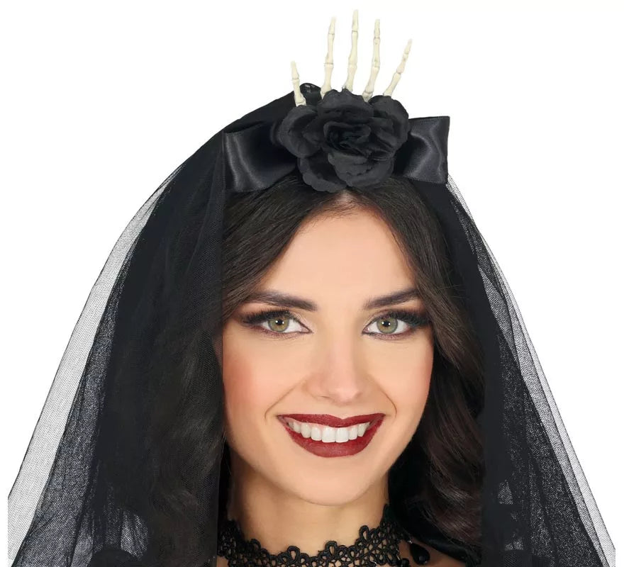 Translation missing: es.Diadema con Velo Mano y Flor negra