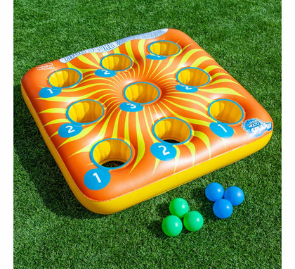 Diana 3 en Raya Hinchable Con Pelota