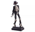 Figura de Esqueleto Bailarín con Sombrero negro de 13,2x10,2x32,5 cm