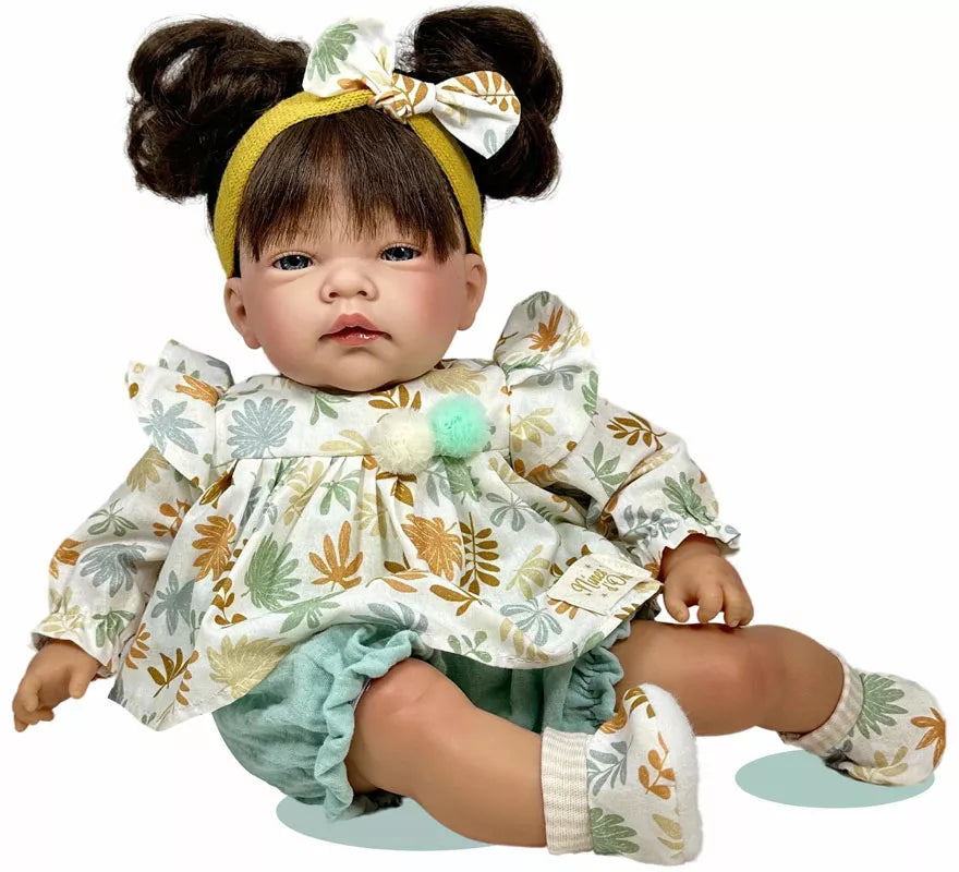 Translation missing: es.Muñeca Celia Floral verde menta de 45 cm