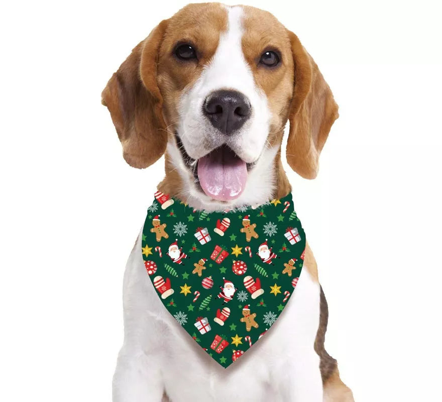 Translation missing: es.Pañuelo Navideño estampado verde para perro de 69x35 cm