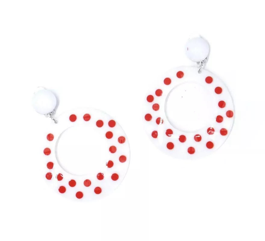 Translation missing: es.Pendientes Oval blanco mediano con topos rojos