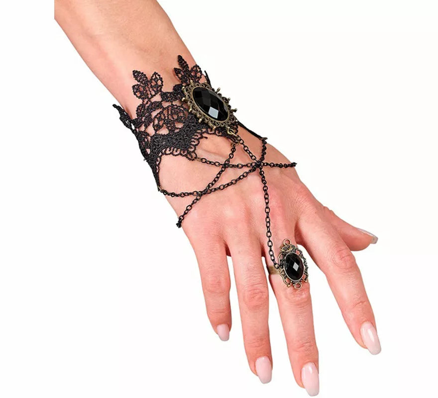 Translation missing: es.Pulsera de Encaje Gótica con Anillo y Gemas