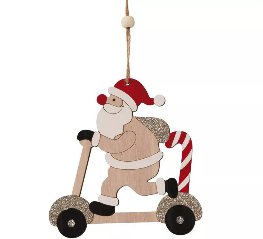 Translation missing: es.Santa en Patinete de Madera Colgante de 12,5 cms