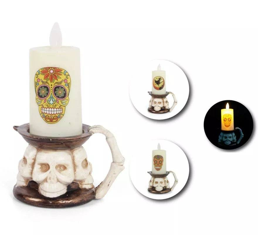 Translation missing: es.Vela Halloween con base Calavera en modelos surtidos con luz de 9,3x14,3 cm
